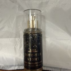 Bath & Body Works Into The Night Fine Fragrance Mist 2.5 oz