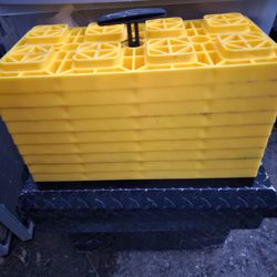 Stackable Leveling Blocks