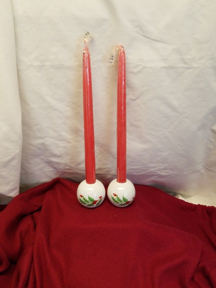 Set Of 2 Vintage Robert Allen Red Tapered Candles With 2 Holly Candle holders