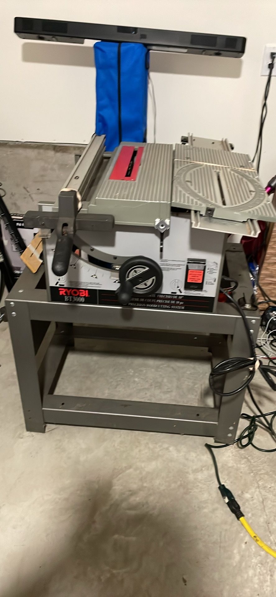 Ryobi 10 inch table saw / with sturdy constructed stand / manual & blades RYOBI BT3000 MAKE me an offer