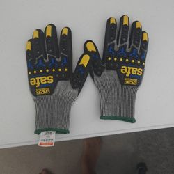 New Pair Of Work Gloves 