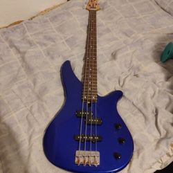 Yamaha 4 String Electric Bass Guitar