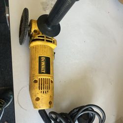 DW400 Angle Grinder 