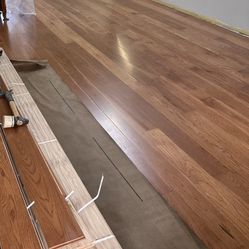 260 Sq Ft Hickory Hardwood