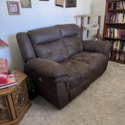 Reclining Couch 