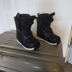 Salomon Snowboard Boots Size 4