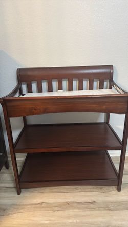 Changing table