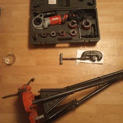 Ridgid Threader With Dyes