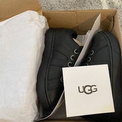 Great Deal! Ugg Shoes Size: kids 10 - NEW, In The Box