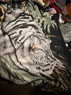 Queen Blanket Double Sided