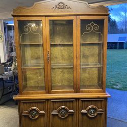 Solid Wood China Cabinet 