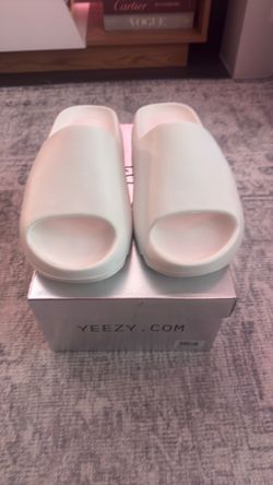 Yeezy Slide Sandals with Box size 12