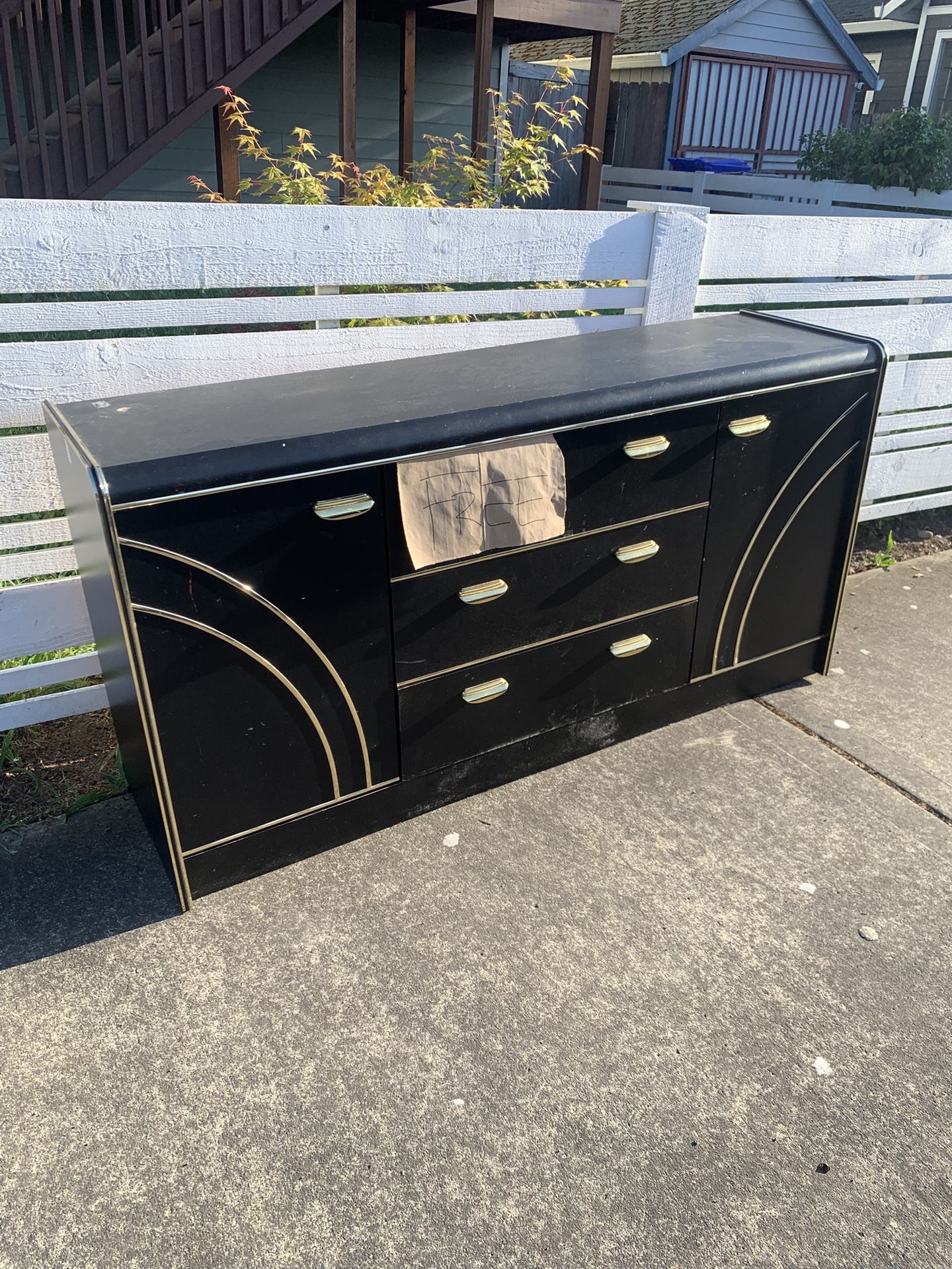 Free. Drawer Dresser
