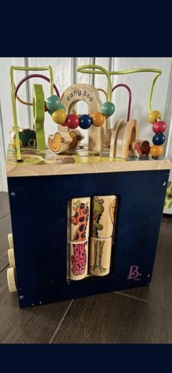 Zany Zoo A Wooden ctivity Cube