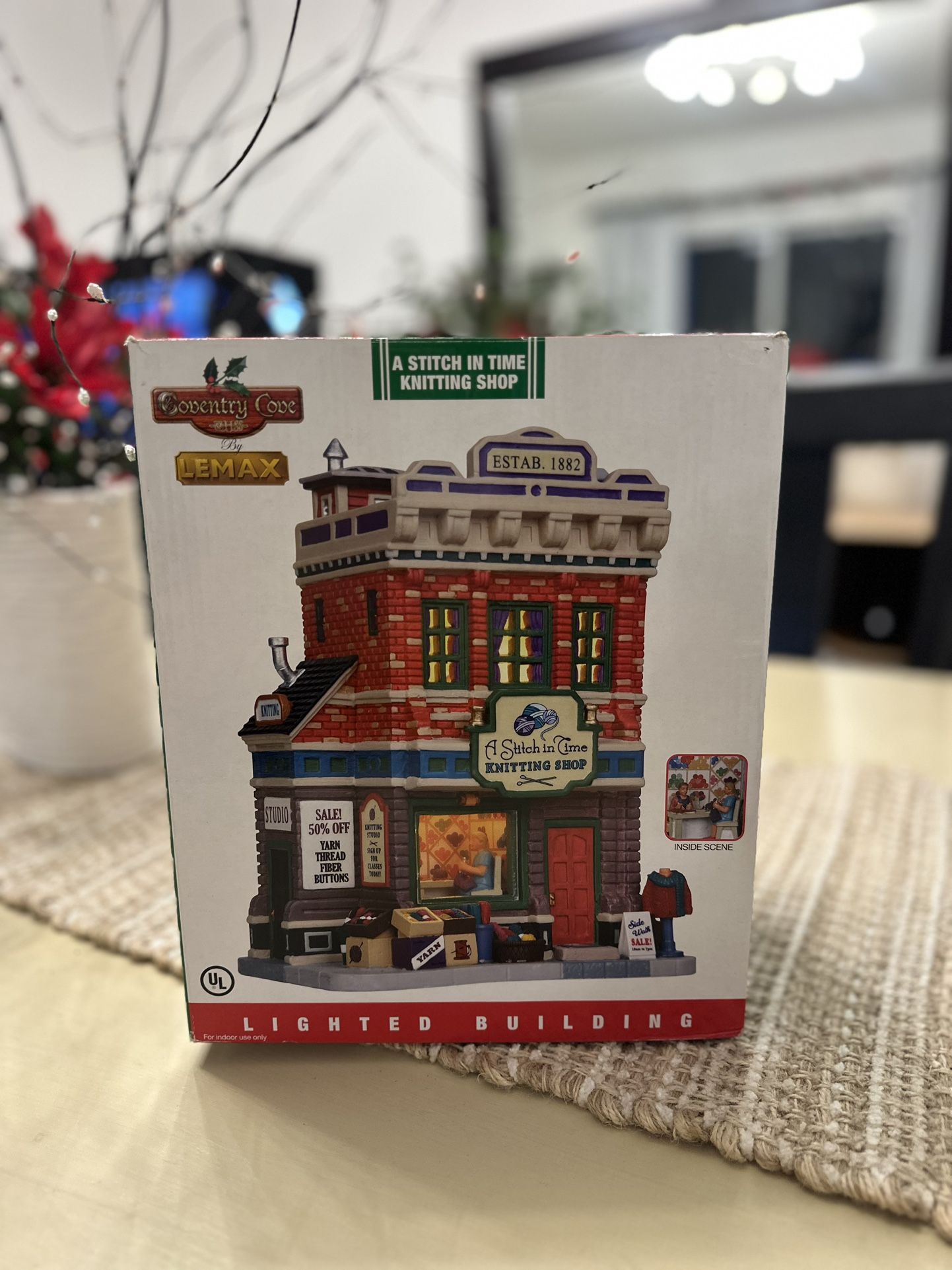 Christmas Village Lemax Coventry Cove Collection Vintage 2011 Great Condition!