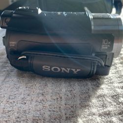 Sony Handy Can HDR-cx550 Avchd $150 for Sale in Chino, CA Sony Handy Can HDR-cx550 Avchd $150 for Sale in Chino, CA