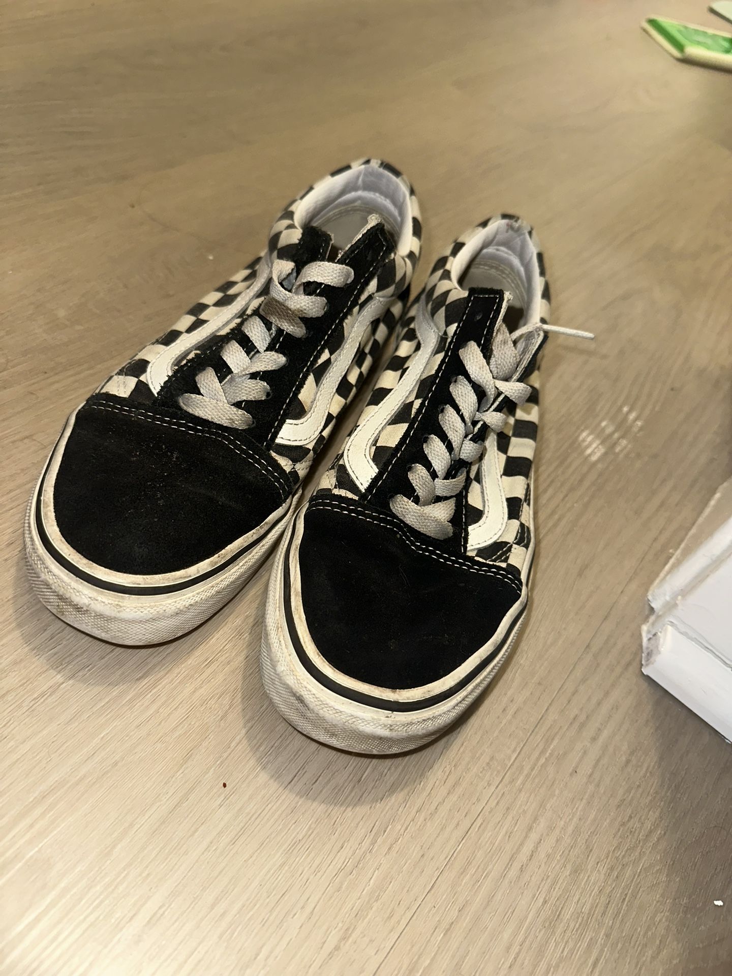 Women’s 7 vans