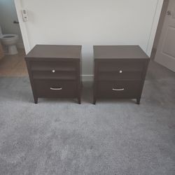 Night Stand/dresser Set (2))