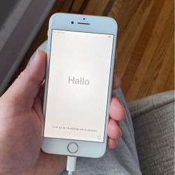iPhone 8 