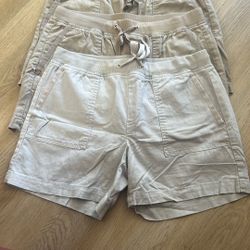 Banana Republic Women Shorts In Size 8