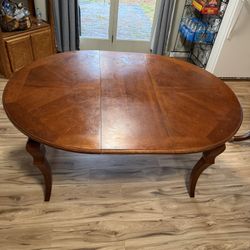 Round Dining Table With Leaf 4 Chairs