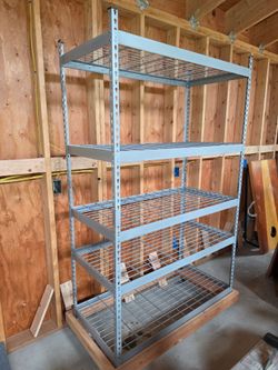 Metal heavy duty wire shelves