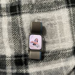 Series 8 Apple Watch Unlocked