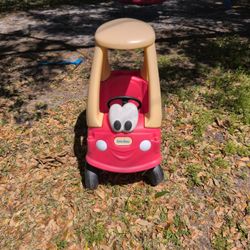 Little Tikes Cozy Coupe Ride-On