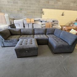 Gray 6 Piece Modular Sectional Couch (FREE DELIVERY 🚚)