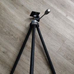 Vintage Davidson Camera Tripod (Model: Star D) For Sale (23" To 54") 