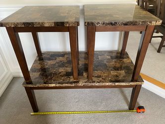 Used Table set of 3, living room table & end tables