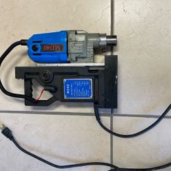 MD40 Azul drill