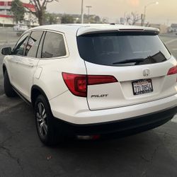 3rd Row Clean Title Suv Third Automatic Pearl White Sun Roof Leather Cr-v Hr-v Toyota RAV4 Highlander Sequoia 4Runner Nissan Pathfinder Armanda