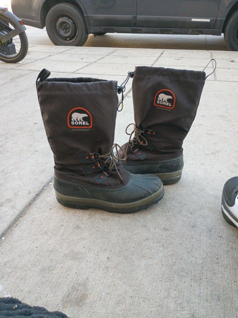 Sorel Boots Size 13