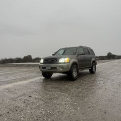 2003 Toyota Sequoia