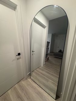 Full-Length Arched Floor Mirror Black Frame 76 × 34 in