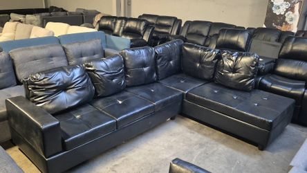 BRAND NEW BLACK SECTIONAL SOFA COUCH SET