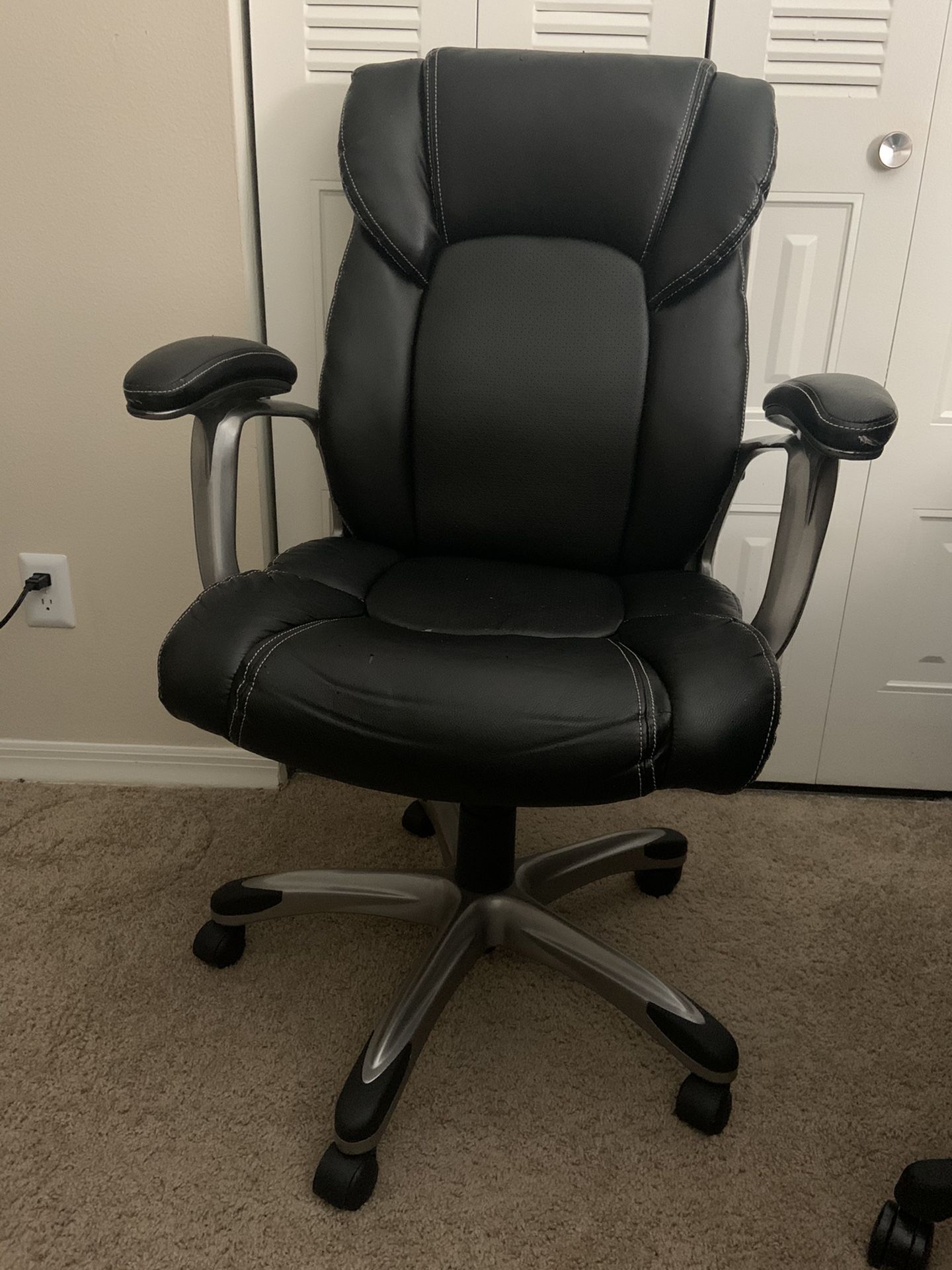 Black Leather Rolling Office Chair