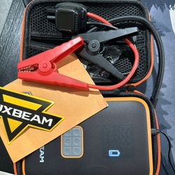 New Jump Pack/ Air Compressor / Power Bank / Flashlight/ Emergency Kit. 