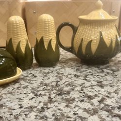 Vintage Shawnee Corn Ceramics