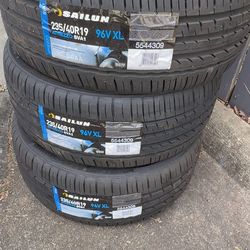 3 brand new tires Sailun 235/40/19