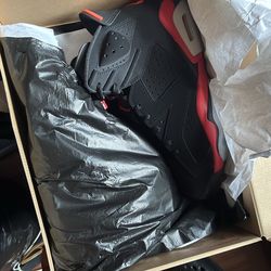 Infrared 6s size 9.5