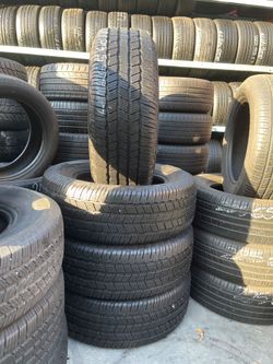 265/60/18 (4) Tires Like new About 95% Life DOT 2024 brands Michelinn defender