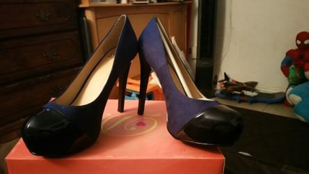 Heels size 9
