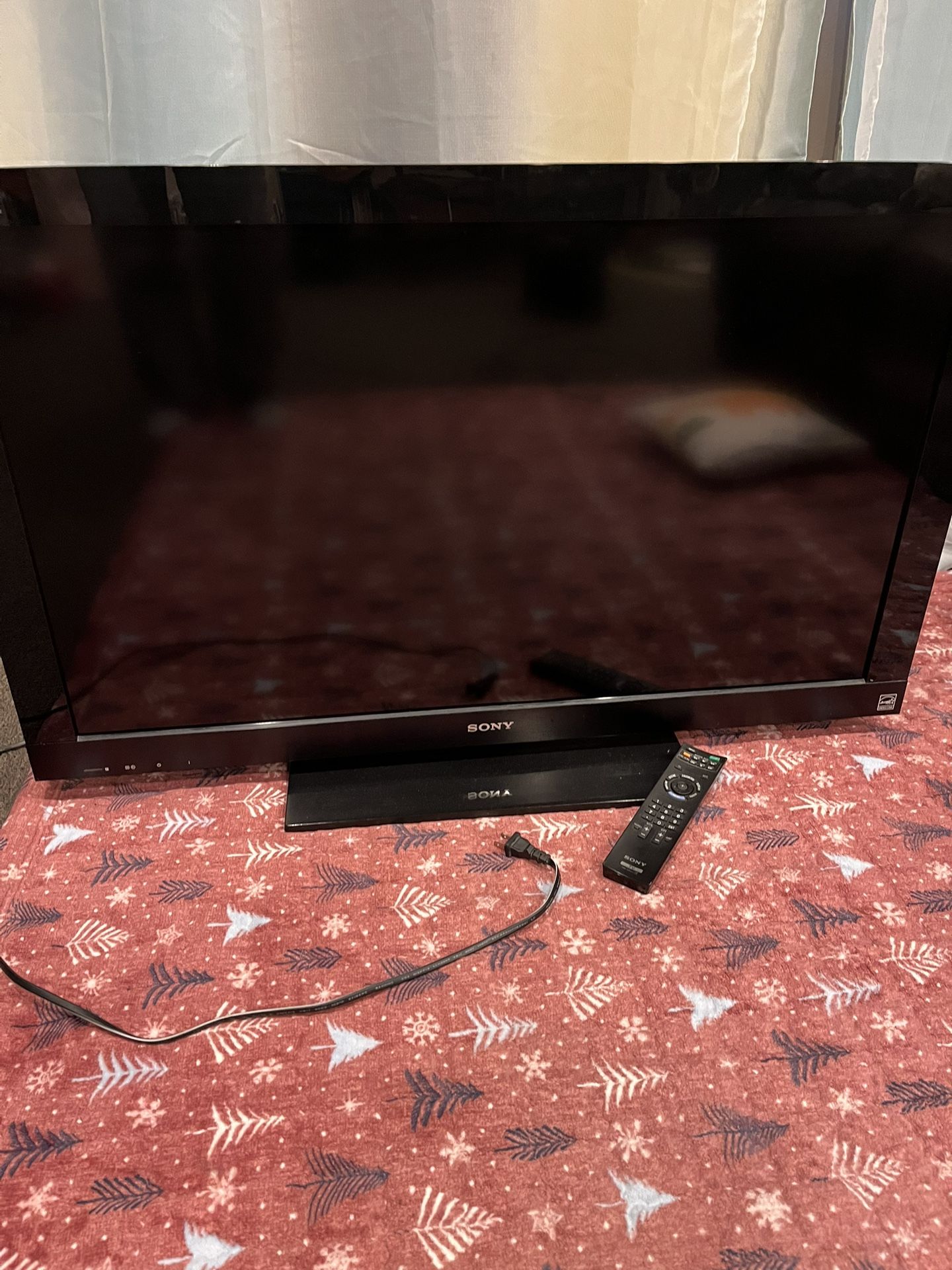 Sony KDL-40EX501 – 40” Full HD 1080p TV + Original Remote