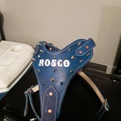 Harness 100% leather blue royal with spikes custom (pecheras para perros grandes resistentes todas las medidas puro cuero)