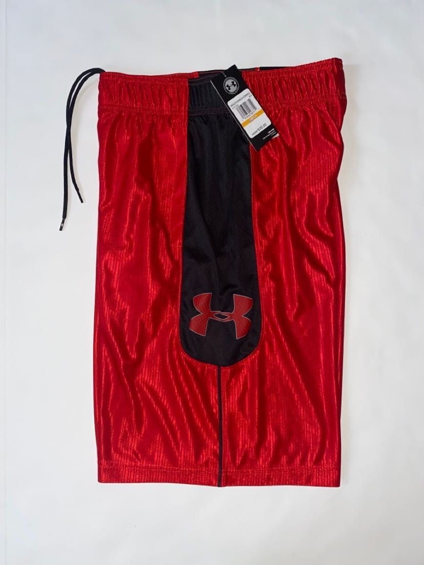 NIKE, UNDER ARMOUR, JORDAN, CHAMPION, LEVIS, EARRINGS AND MORE!! MEN, WOMEN AND KIDS!!
