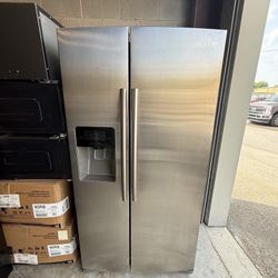 Samsung Stainless Steel side-by-side Refrigerator
