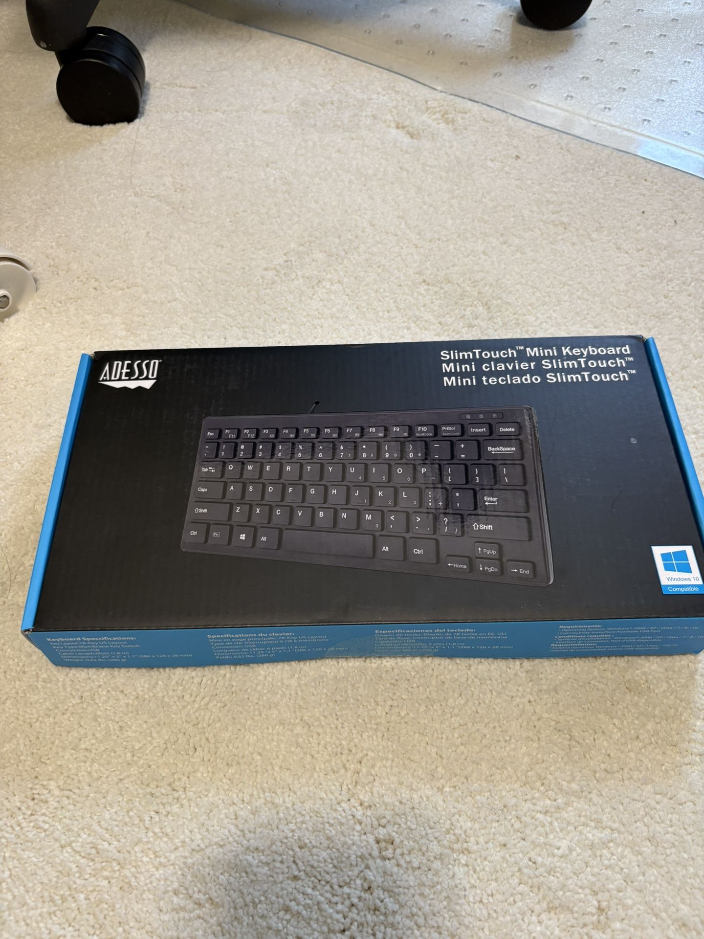 Adesso Natural Ergonomic AKB-111UB SlimTouch Mini Keyboard, Black (NEW)