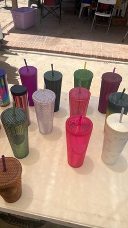 Sturbuks cups